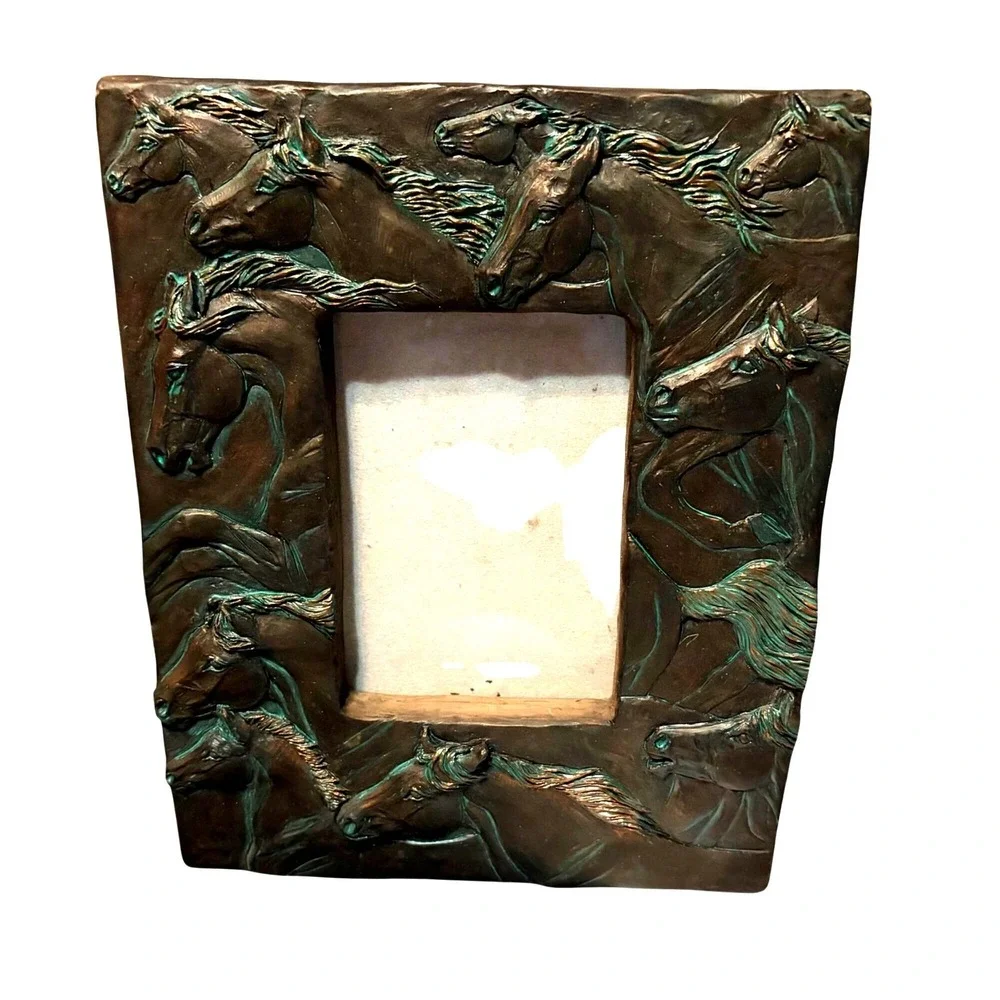 3D Running Horses Picture Frame 9
